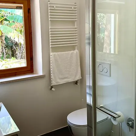 Lejlighed S332 - Sirolo, Trilocale Al Piano Terra Con Corte E Posto Auto *