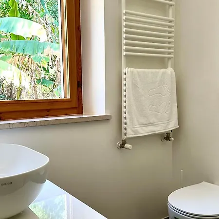 Lejlighed S332 - Sirolo, Trilocale Al Piano Terra Con Corte E Posto Auto Sirolo