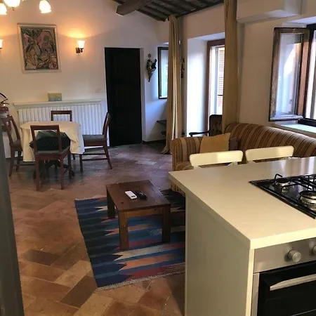 S332 - Sirolo, Trilocale Al Piano Terra Con Corte E Posto Auto Apartment *